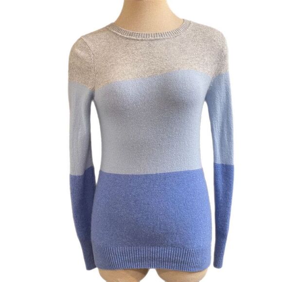 Nanette Lepore 2Ply Cashmere Grey Blue Sweater Size Medium - Picture 1 of 7